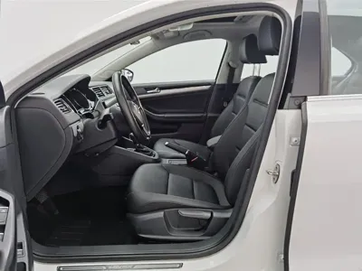 Volkswagen Sagitar 2018, 48700 км, за 39800 CNY - фото 10