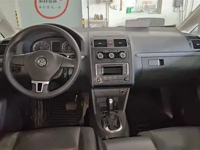 Volkswagen Touran 2015, 117800 км, за 38000 CNY - фото 12