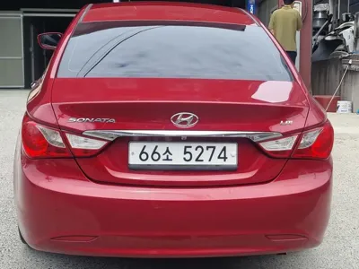 Hyundai Sonata 2012, 172678 км, за 3500000 KRW