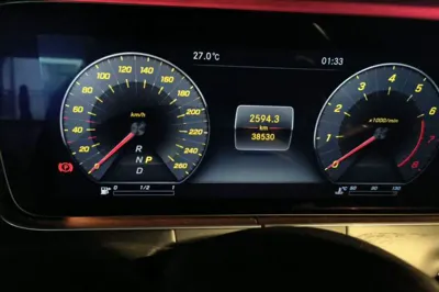 Mercedes-Benz E-Class 2019, 38500 км, за 189540.98 CNY - фото 12