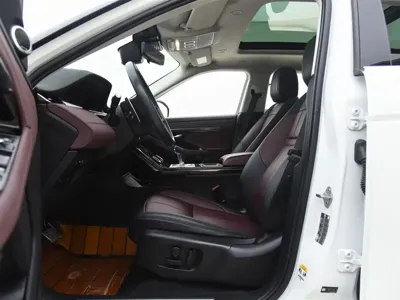 Land Rover Evoque 2023, 28000 км, за 166000 CNY - фото 6