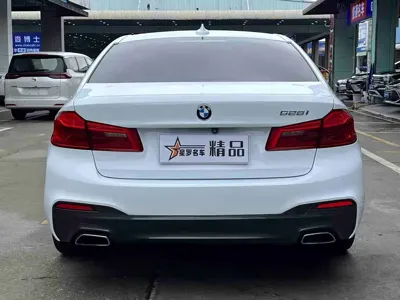 BMW 5 Series (Import) 2018, 130000 км, за 116800 CNY