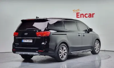 Kia Canival 2019, 148399 км, за 9990000 KRW - фото 2