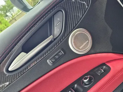 Alfa Romeo Stelvio 2022, 5000 км, за 235000 CNY - фото 11