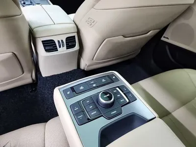 Hyundai Genesis 2016, 74350 км, за 12900000 KRW - фото 13