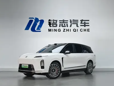 Nio ES8 2026, 8400 км, за 257800 CNY