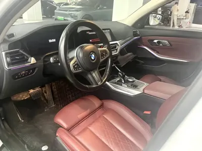BMW 3 Series 2021, 100000 км, за 143800 CNY