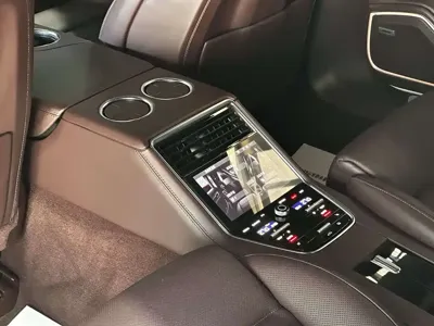 Porsche Panamera 2022, 40000 км, за 718000 CNY - фото 18