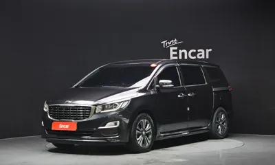 Kia Canival · 2019 год