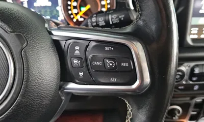 Jeep Wrangler 2019, 91564 км, за 33990000 KRW - фото 17