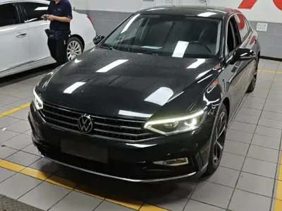 Volkswagen Magotan · 2023 год