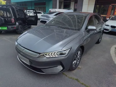 BYD Qin · 2021 год