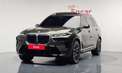 BMW X7 · 2023 год