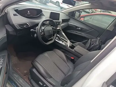 Peugeot 5008 2019, 74100 км, за 51300 CNY - фото 16