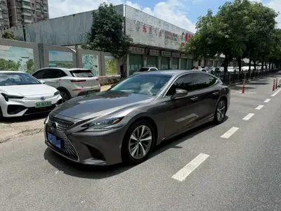 Lexus LS · 2020 год