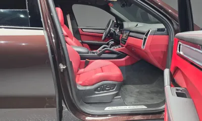 Porsche Cayenne 2023, 61300 км, за 106000000 KRW - фото 26
