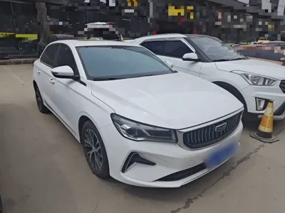 Geely Auto Emgrand 2022, 67500 км, за 46144.62 CNY