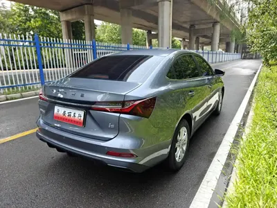 Roewe i5 2025, 3900 км, за 52800 CNY - фото 6