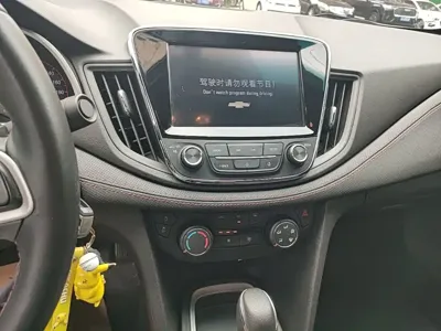Chevrolet Monza 2019, 69500 км, за 30400 CNY - фото 13
