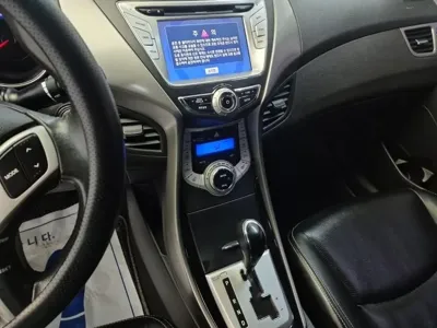 Hyundai Avante 2012, 64000 км, за 5600000 KRW - фото 10