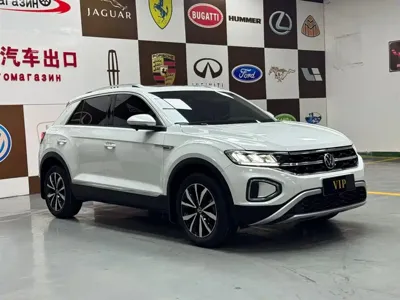 Volkswagen T-Roc 2023, 18000 км, за 129800 CNY
