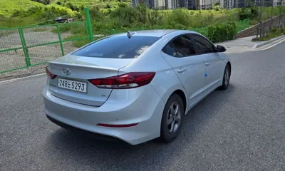 Hyundai Avante 2018, 96050 км, за 9200000 KRW - фото 3