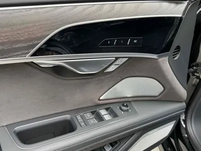 Audi A8 2023, 9760 км, за 91000000 KRW - фото 8
