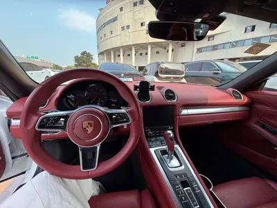 Porsche 718 2016, 60000 км, за 121800 CNY - фото 7