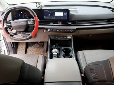 Kia Canival 2025, 24374 км, за 35900000 KRW