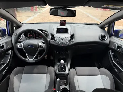 Ford Fiesta 2014, 40000 км, за 125800 CNY - фото 7