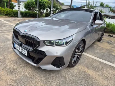 BMW 5-Series 2025, 40600 км, за 80500000 KRW