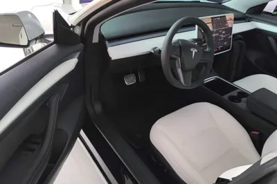 Tesla Model 3 2022, 54700 км, за 166264.73 CNY - фото 25