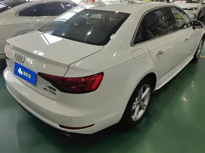 Audi A4L 2017, 81300 км, за 12503.73 USD
