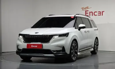 Kia Canival · 2021 год