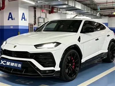 Lamborghini Urus · 2020 год