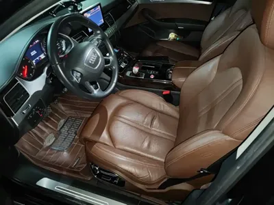 Audi A8 2014, 102100 км, за 91100 CNY - фото 8