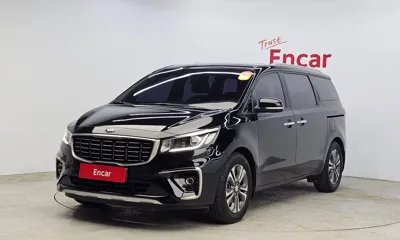 Kia Canival · 2020 год