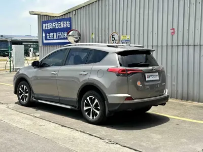 Toyota RAV4 2018, 83300 км, за 67000 CNY