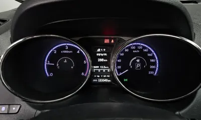 Hyundai Tucson 2014, 123342 км, за 7500000 KRW - фото 8
