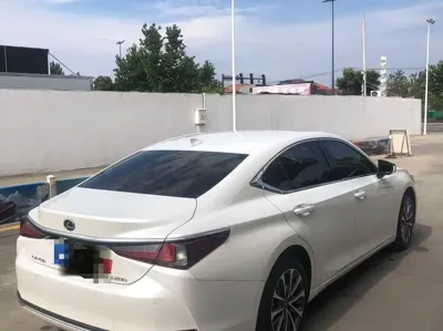 Lexus ES 2024, 50000 км, за 179800 CNY - фото 7
