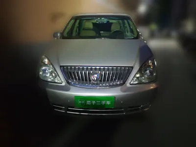 Buick GL8 2014, 186700 км, за 36892.58 CNY
