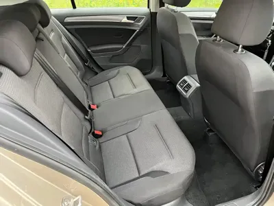 Volkswagen Golf 2017, 90000 км, за 43800 CNY - фото 10