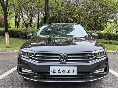 Volkswagen Magotan 2023, 30000 км, за 116800 CNY - фото 2
