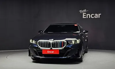 BMW 5-Series 2024, 17066 км, за 60490000 KRW
