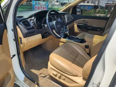 Kia Canival 2019, 133000 км, за 14900000 KRW - фото 16