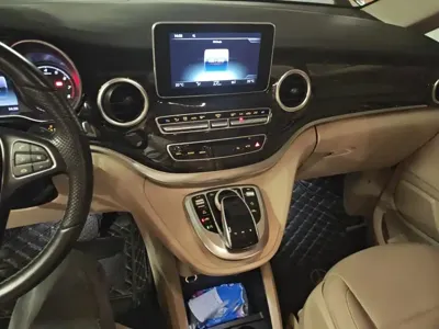 Mercedes-Benz V-Class 2018, 42900 км, за 134000 CNY - фото 6