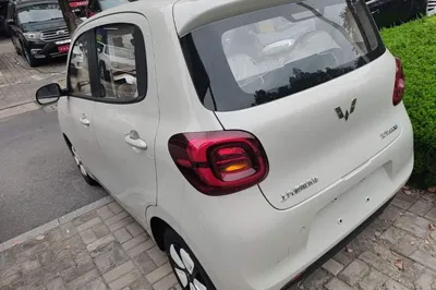 Wuling Hongguang MINIEV 2025, 100 км, за 54404.15 CNY