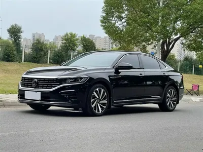 Volkswagen Passat 2024, 31000 км, за 119000 CNY - фото 2