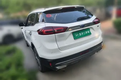 Geely Auto Emgrand X7 Sport 2018, 63600 км, за 44275.17 CNY