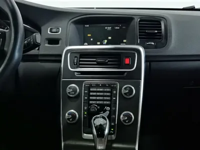Volvo S60 2014, 98300 км, за 29900 CNY - фото 12